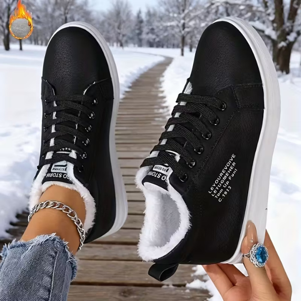 Jynessae | Comfy Sneakers