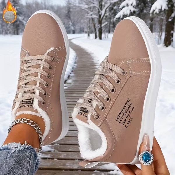 Jynessae | Comfy Sneakers