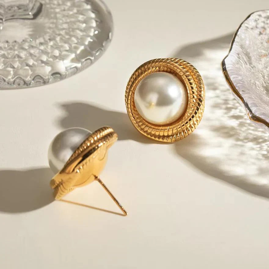 Aria Pearl Earrings