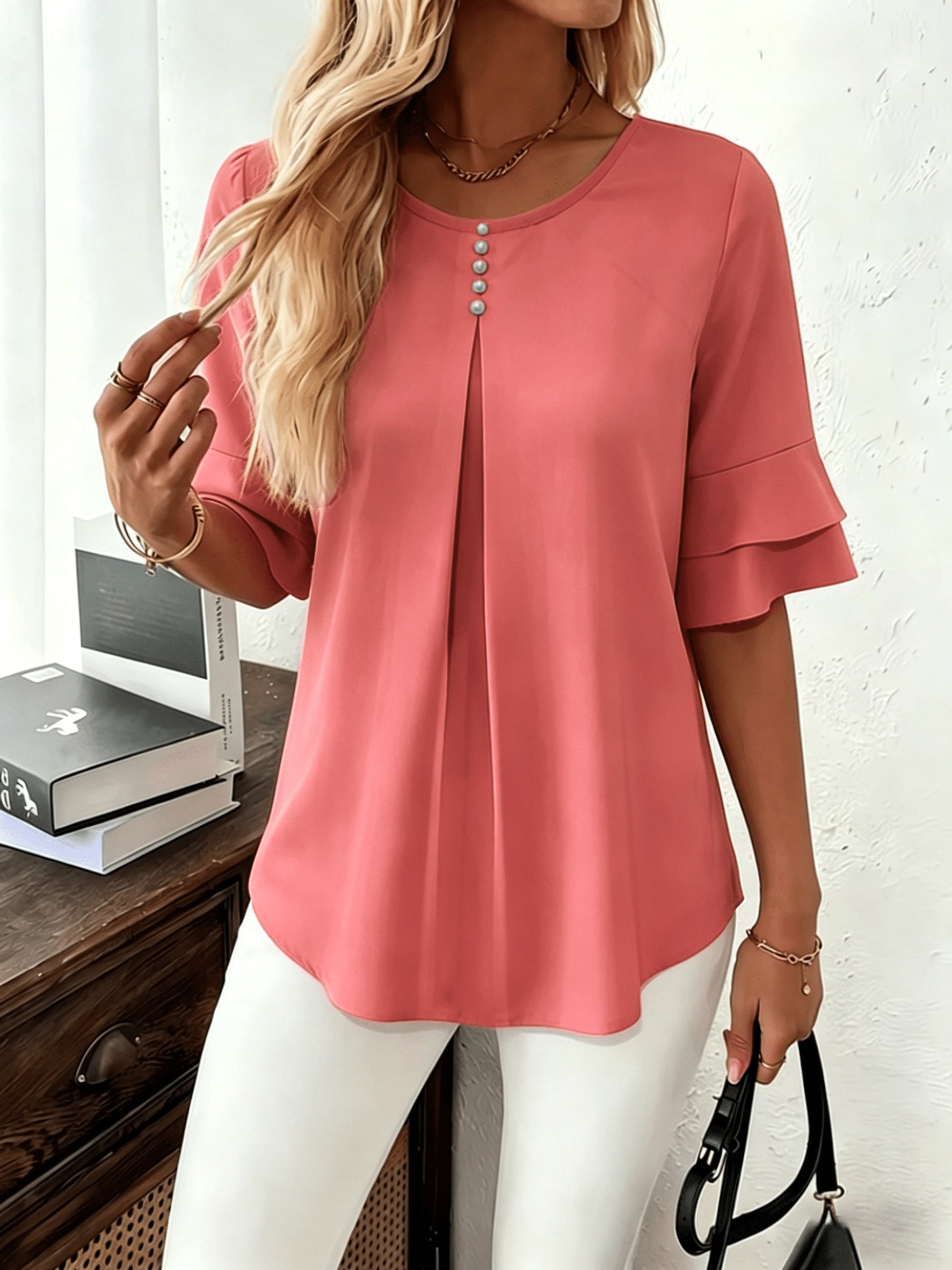 Vera - Elegant Blouse
