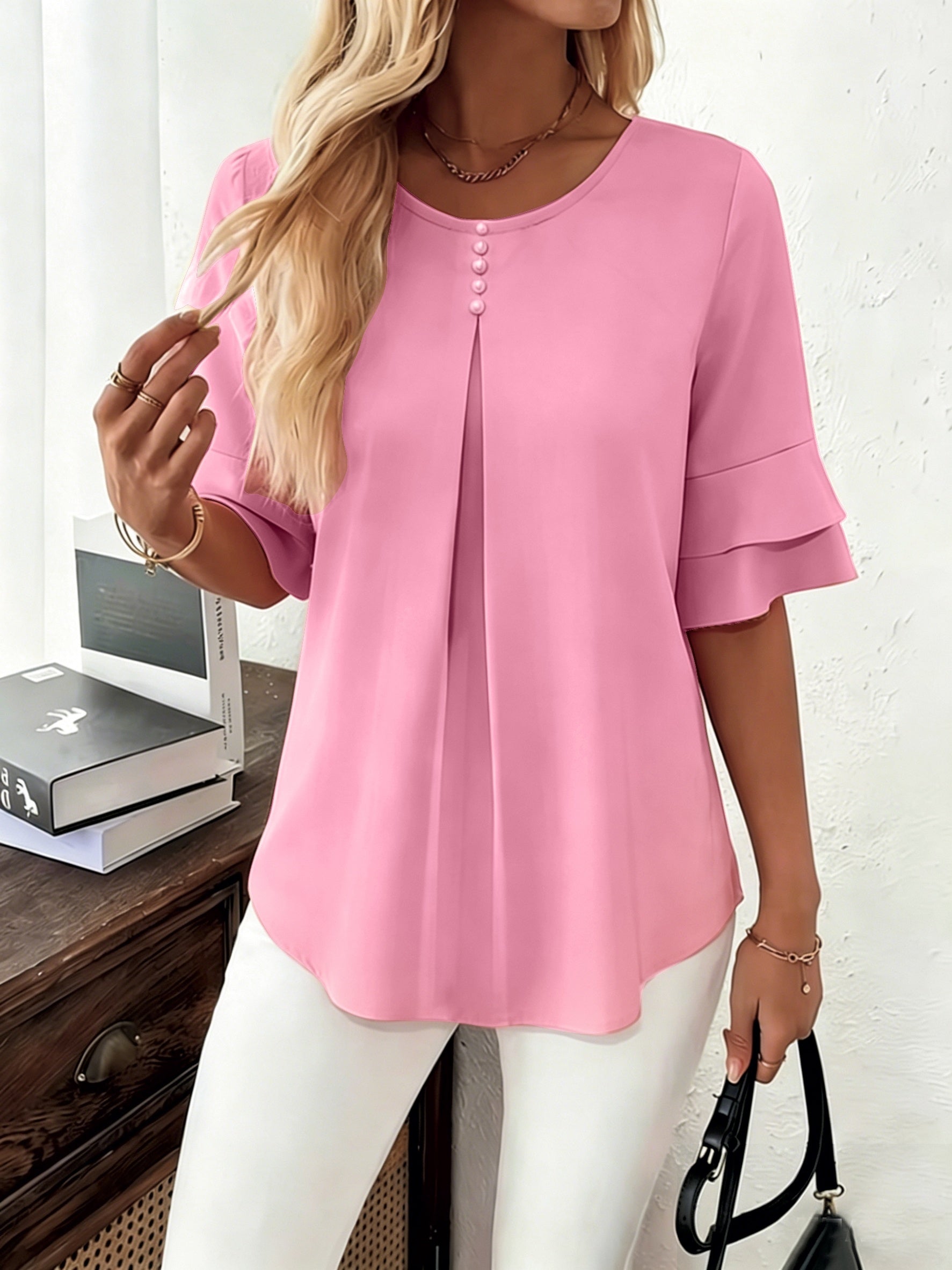 Vera - Elegant Blouse
