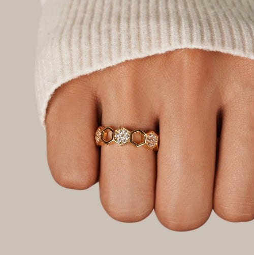 Cinthia - Gold and Crystal Ring