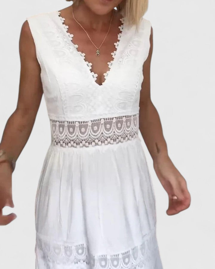 Title after removing the symbol ™:

Alena | Elegant Midi Dress