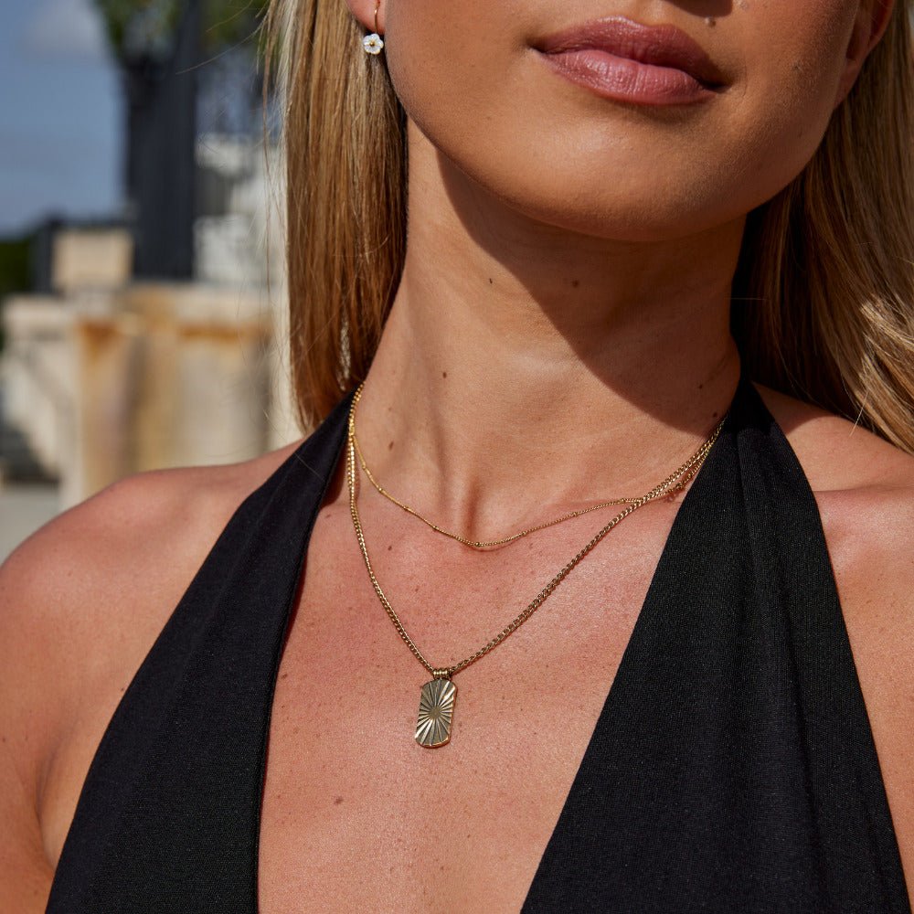 Kiya Gold Pendant Necklace
