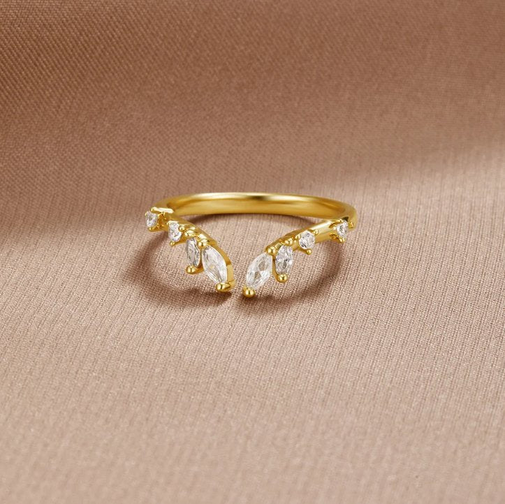 Crystal Gold Vine Ring