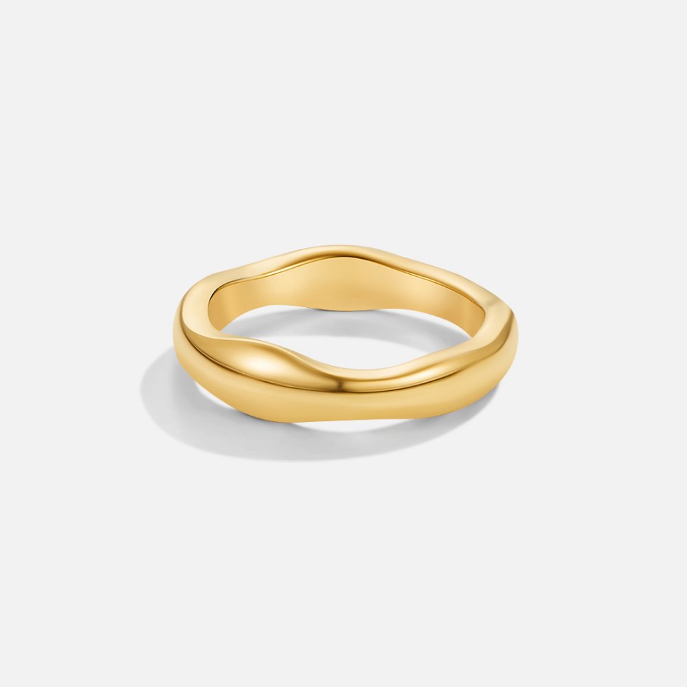 Waves Ring Set