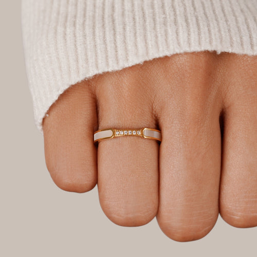 Bibiana - Pearl and Crystal Ring