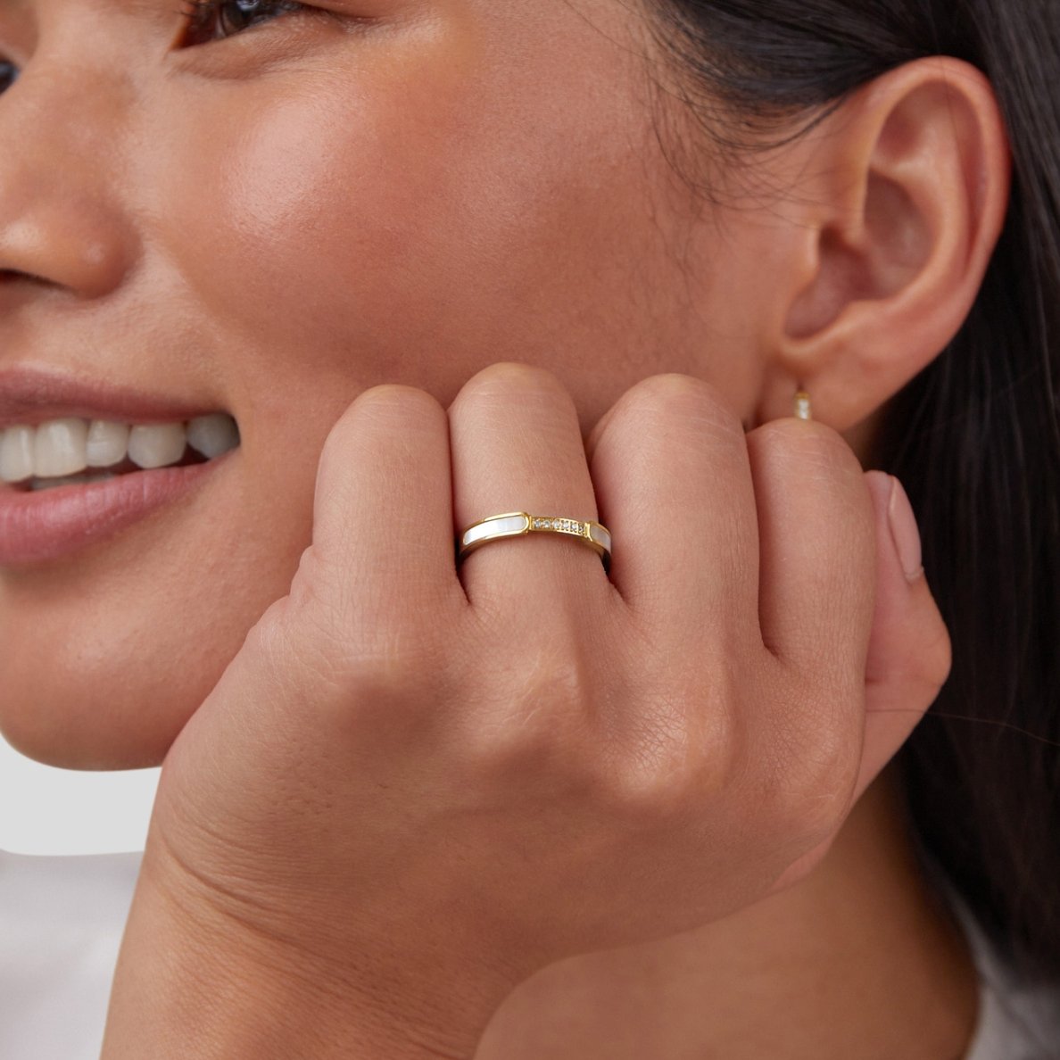 Bibiana - Pearl and Crystal Ring