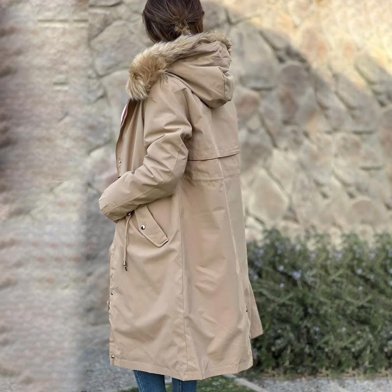 Fionna – Women's Winter Jacket with Hood and Soft Fur Collar