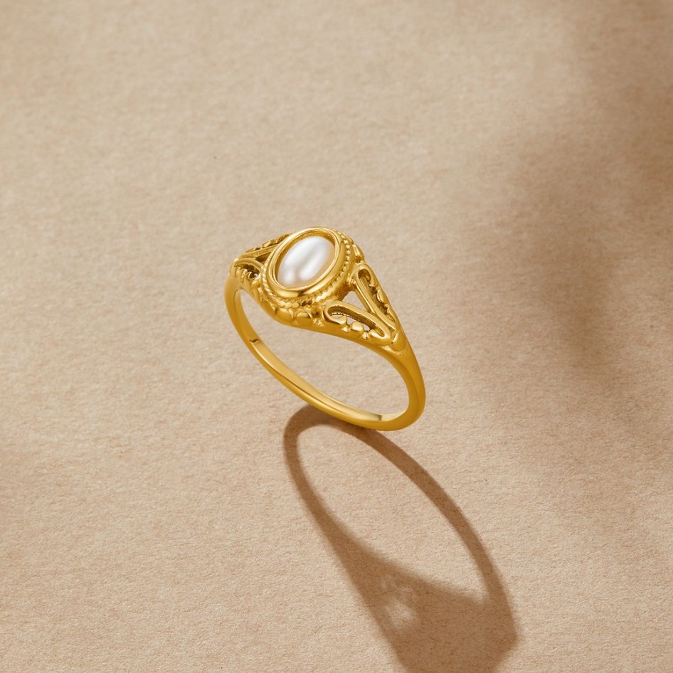 Vintage Pearl Ring